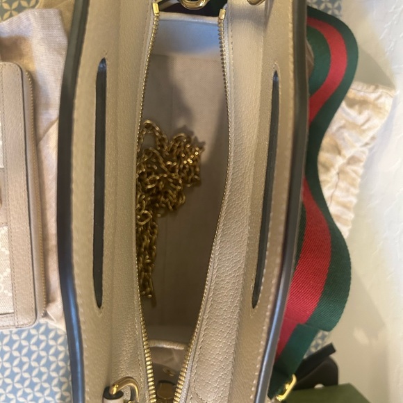 Gucci Beige and Red Crossbody Bag and matching Wallet - Picture 3 of 9